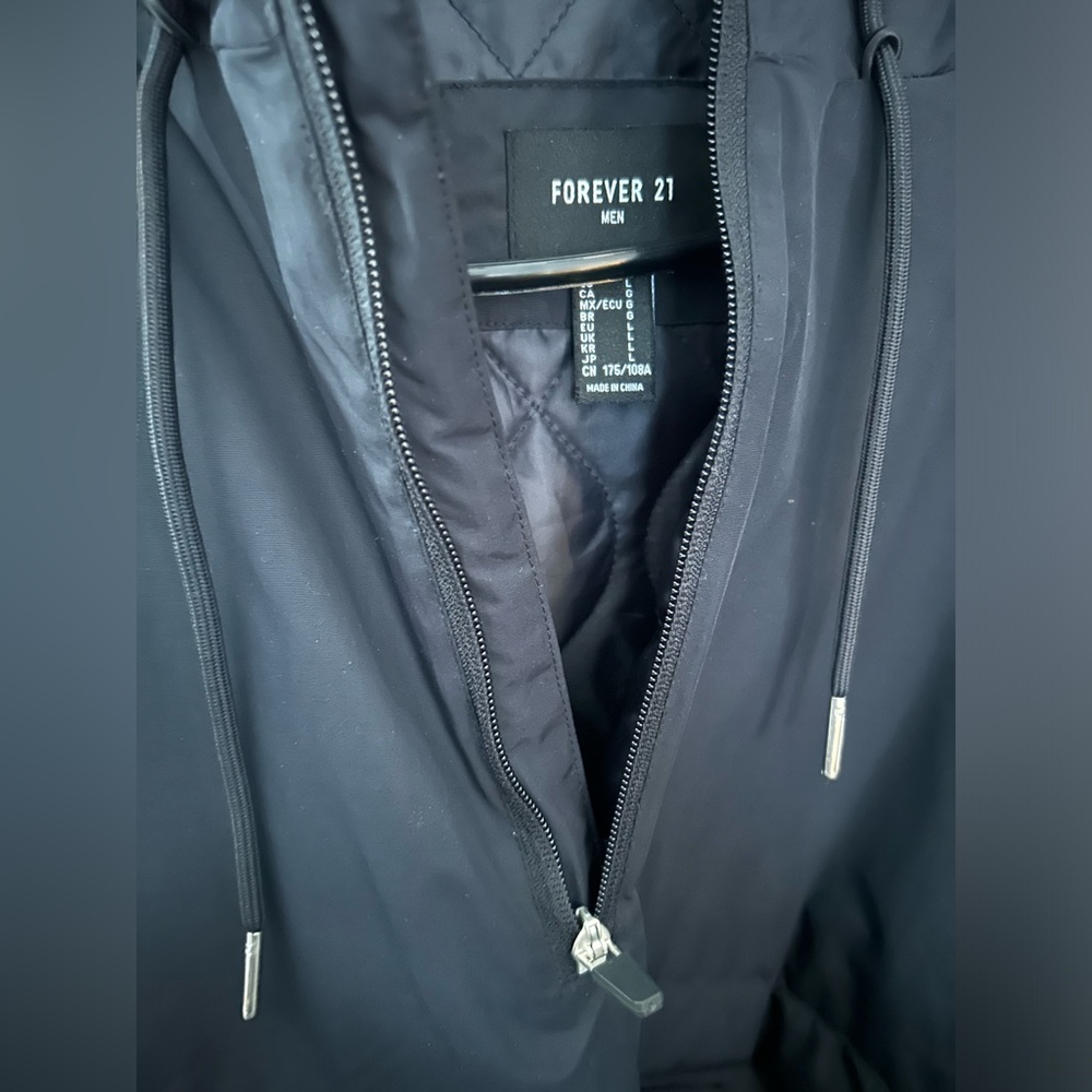 windbreaker jacket - Picture 3 of 4